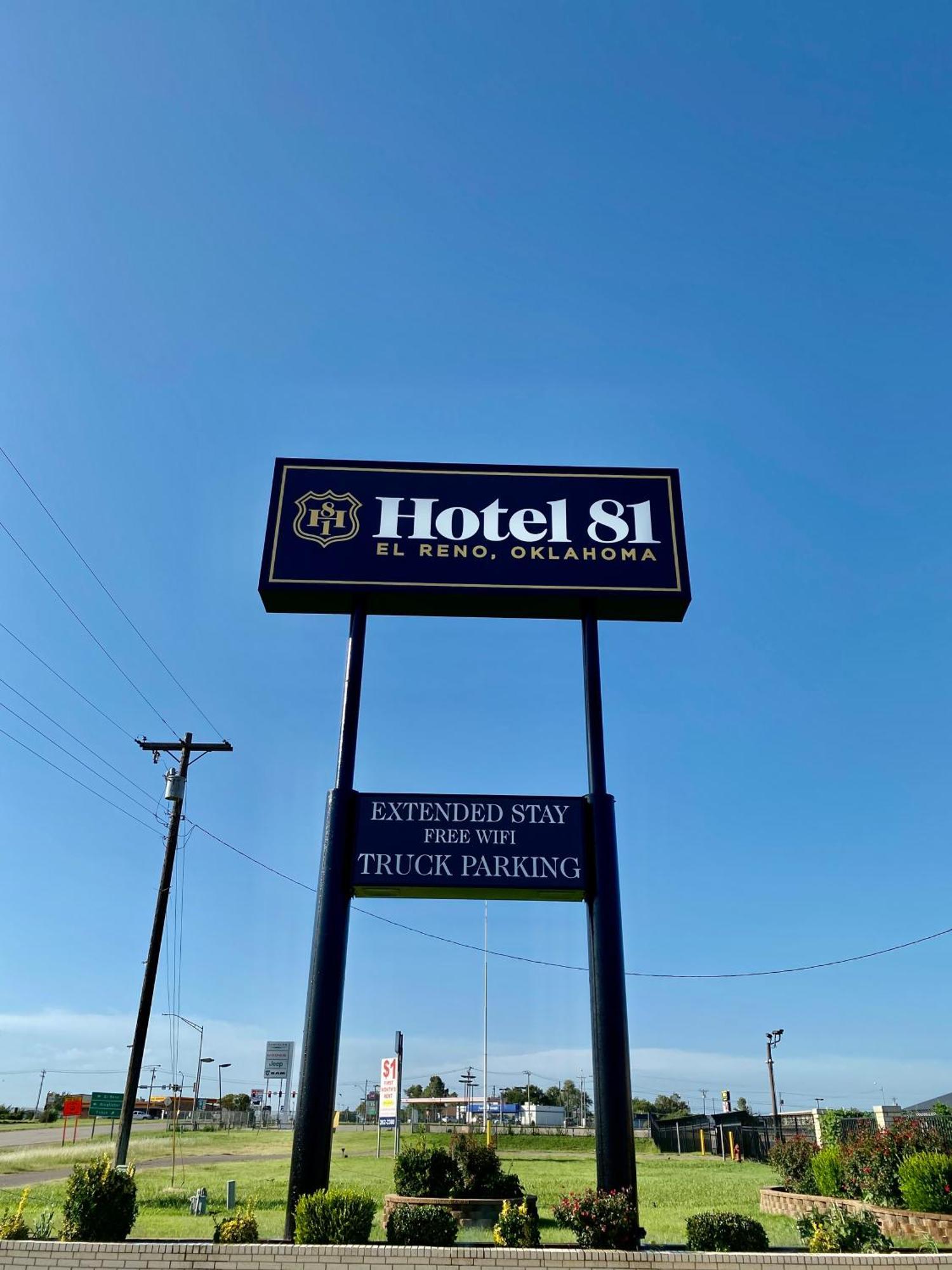 Hotel 81 El Reno Екстериор снимка